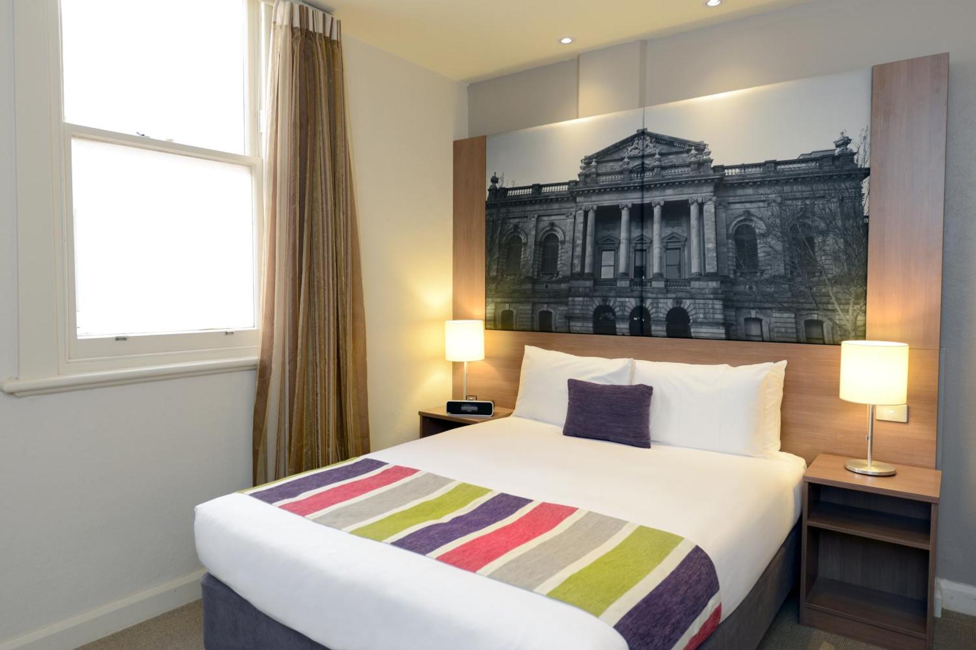 Grosvenor Hotel Adelaide Quarto foto